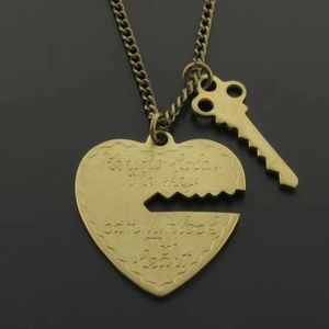 Leila Jewelry 💛 Heart Necklace